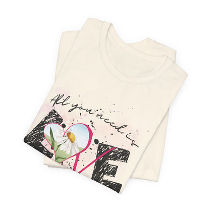 RELAXED FIT - All You Need Is Love T-Shirt