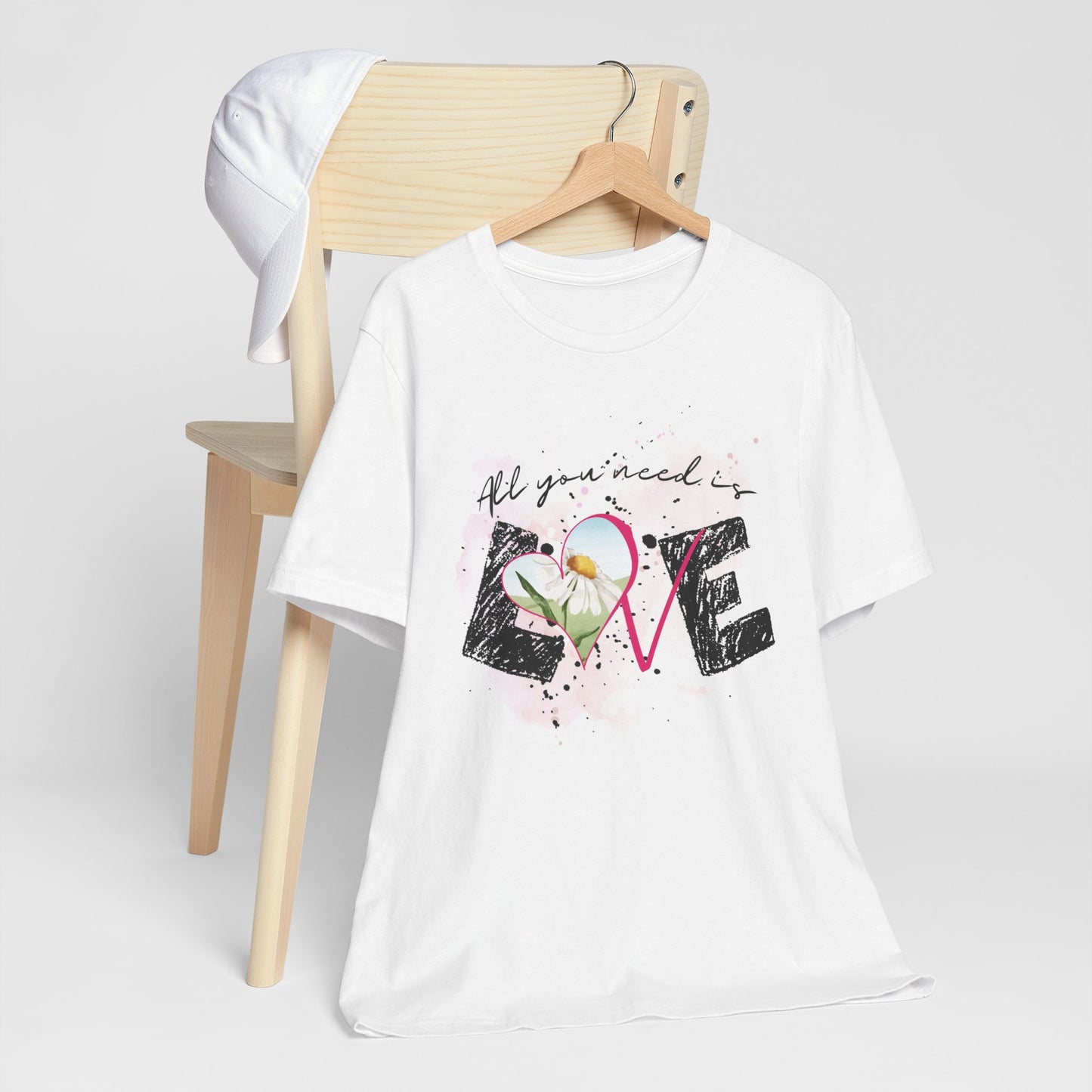 RELAXED FIT - All You Need Is Love T-Shirt